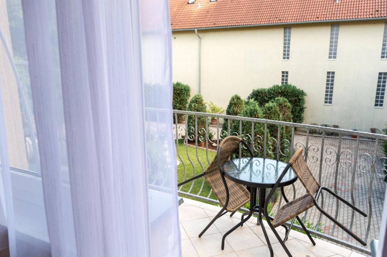 Harka Hotel 2*